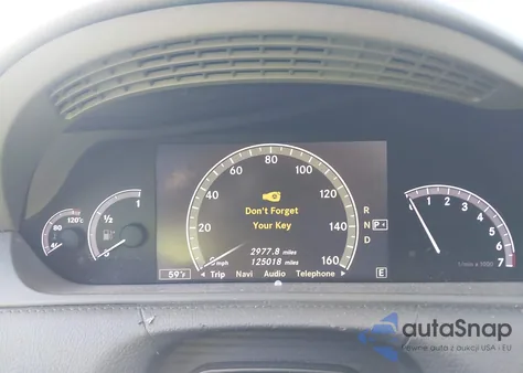 2011 Mercedes-Benz Cl 550 4Matic z USA, uszkodzony, nr VIN WDDEJ9EBXBA026867